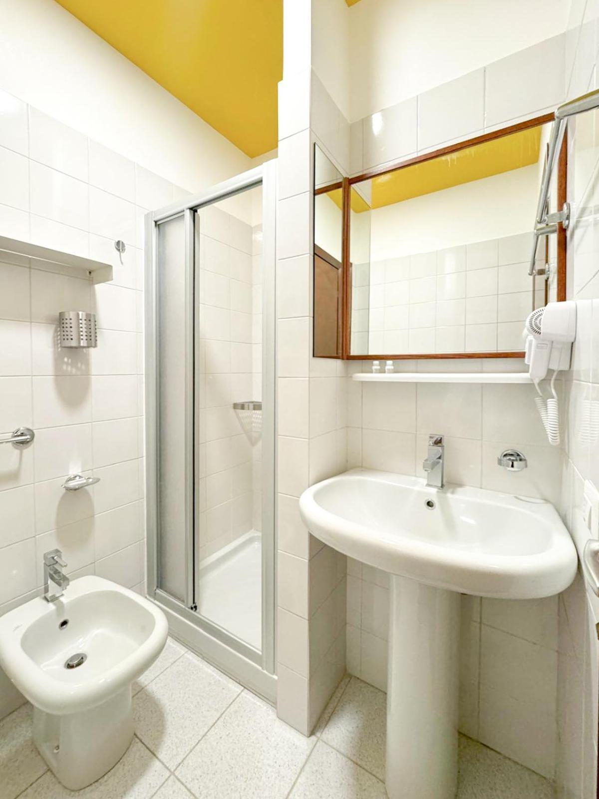 Rrrapido Hotel Sesto San Giovanni Kültér fotó